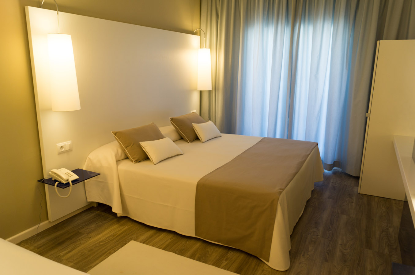 hotel canyelles imagen 